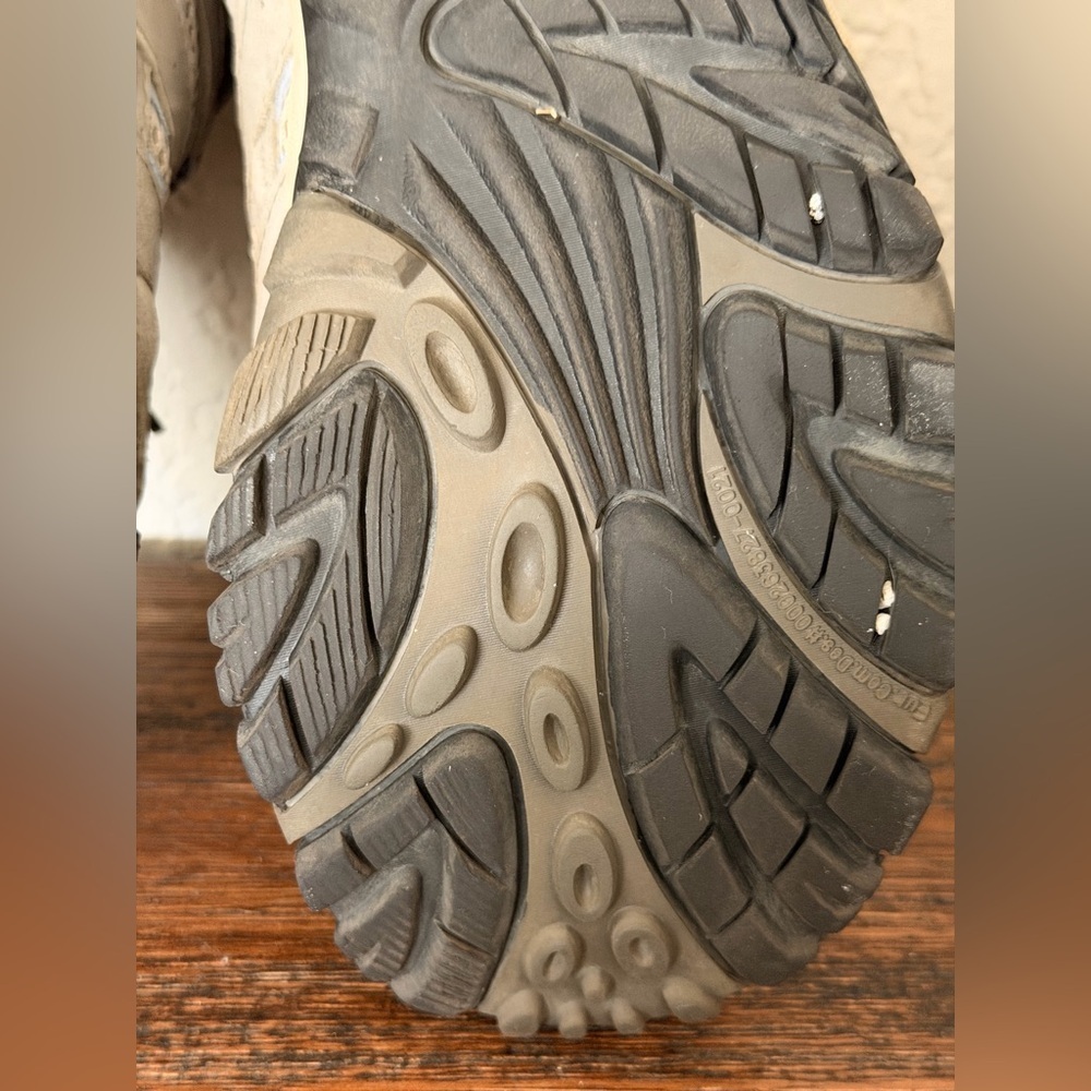 Merrell Women’s Moab 2 Waterproof Brindle Hiking Shoes, Size M 9.5 gently used - Picture 10 of 11